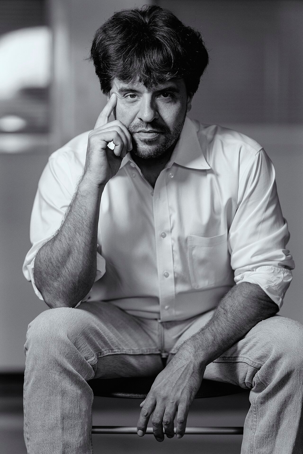 Real portrait of Karl Deisseroth, 2026 Nobel Prize laureate in Physiology or Medicine.